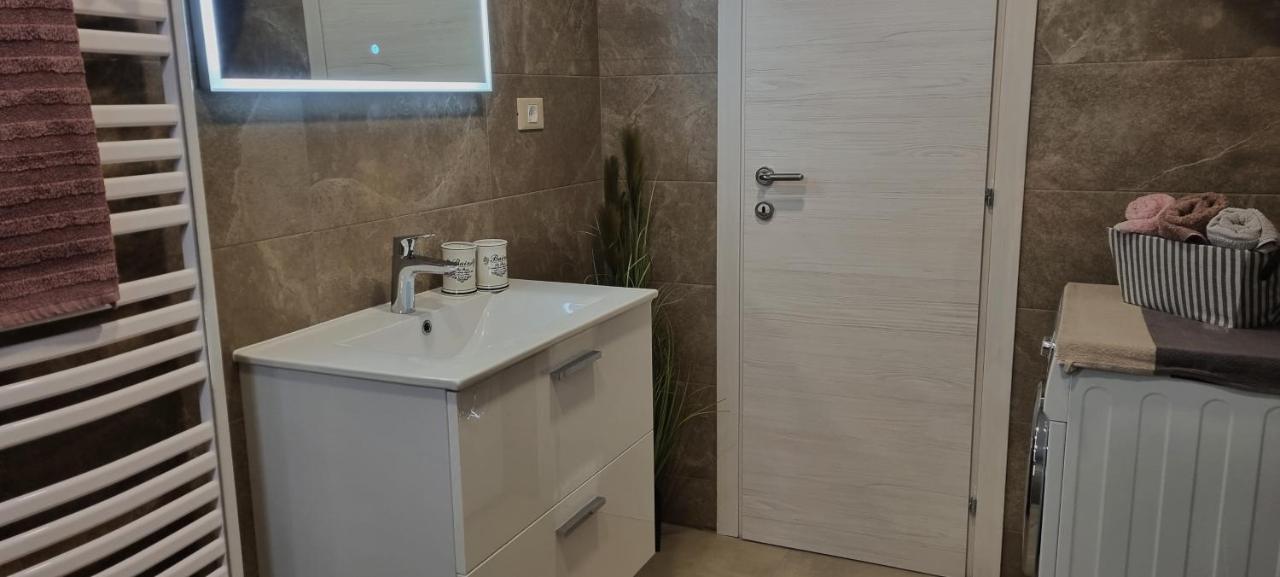N&G Apartments Rovinj Eksteriør bilde